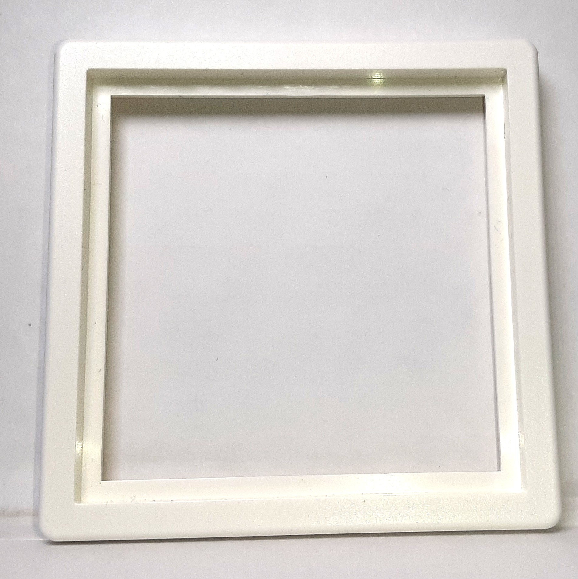 Ackermann compatible- Cadre pour plaque de propreté (simple)